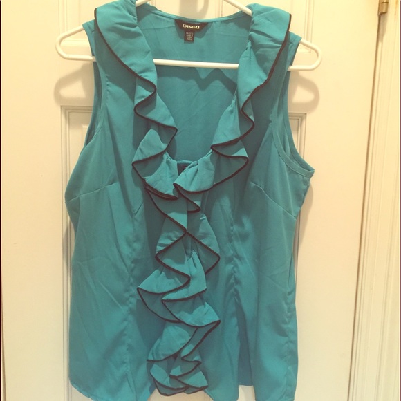 Dimri Tops - Dimri sleeveless top.